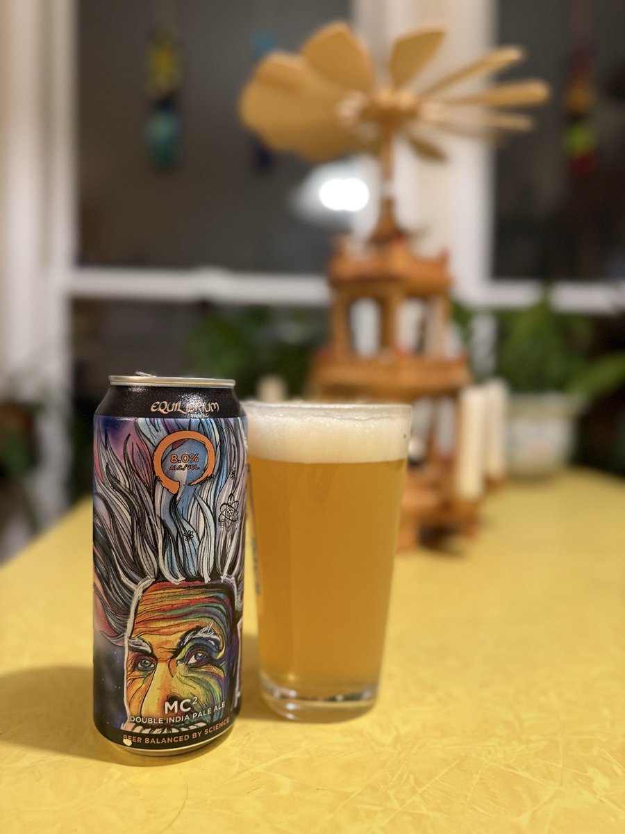 AleReview tweet media