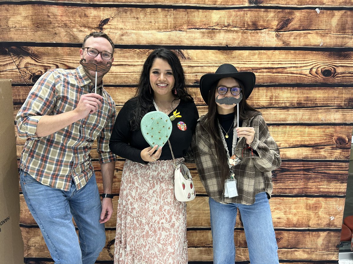 Denise Mora tweet media