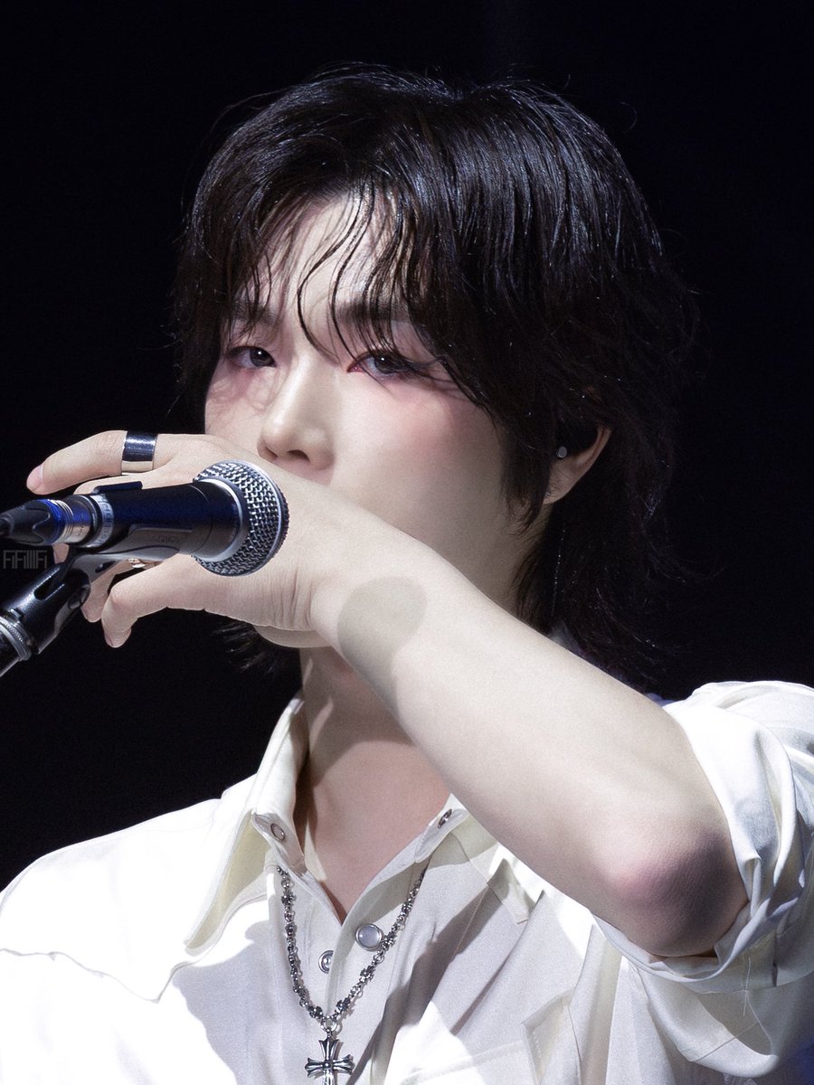 251122 뷰마 앙콘 DAY2

ෆᶫᵒᵛᵉෆ

#정수 #Jungsu
#엑스디너리히어로즈 #엑디즈
#XdinaryHeroes