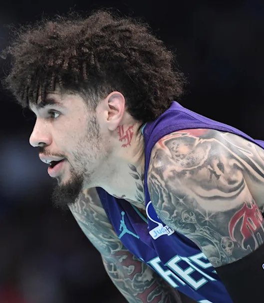 LaMelo Ball tonight:

34 Points
9 Assists 
8 Rebounds 
37 Minutes