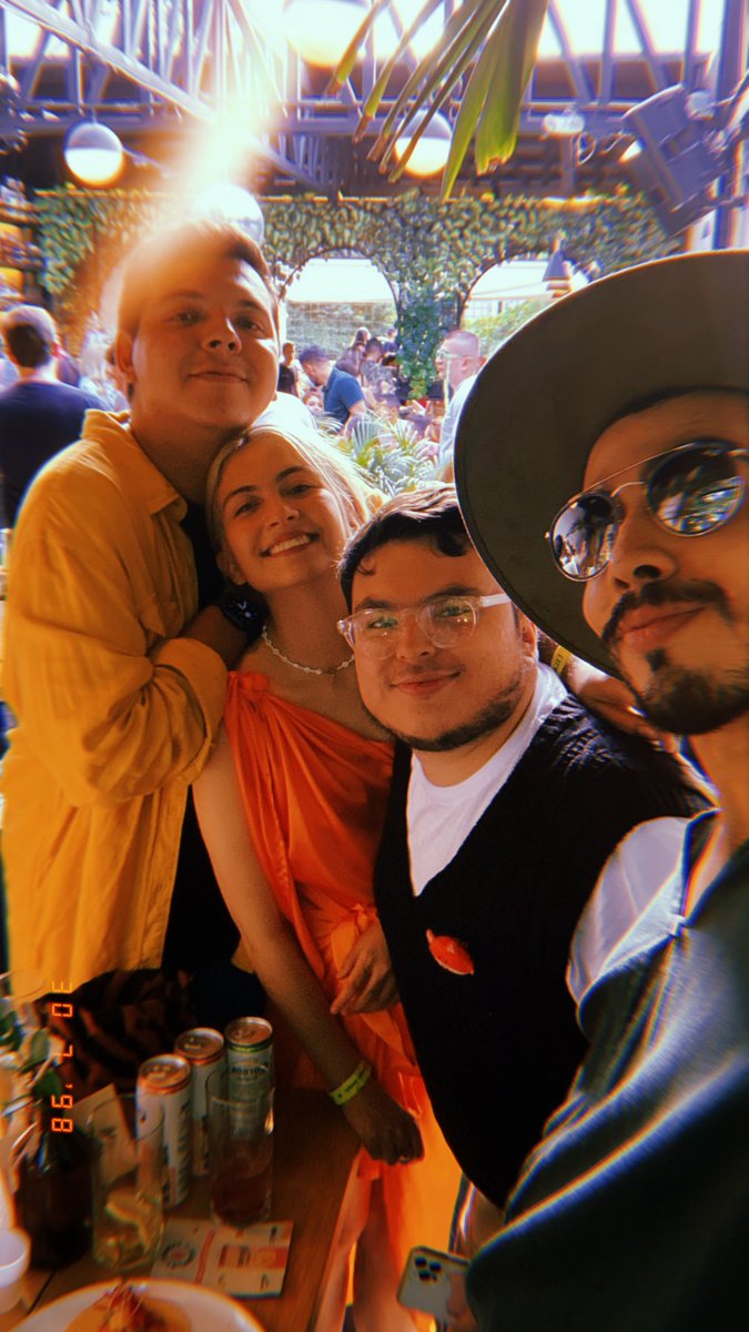 theinexpert 🔮✨ tweet media