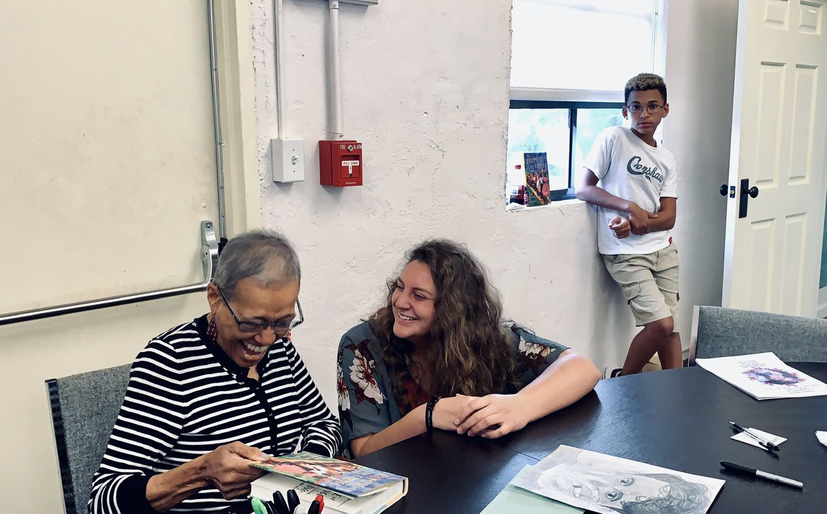 karans_smile's tweet photo. i am so heartbroken. getting the chance to meet you was a once in a lifetime opportunity i am so glad i had. i will cherish this moment forever, as well as the love we shared for cameron. i only know that you are smiling this big getting to reunite with him. ily, nana boyce. 💔 https://t.co/a1nshA2vur