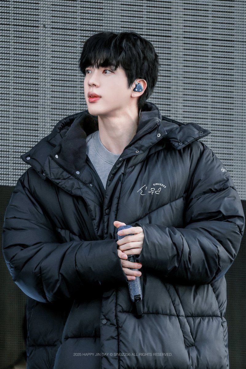 2025 HAPPY JIN DAY 🪄˚｡🐹⋆୨

석진날 석진시 •°. *
251101 SOUNDCHECK 🤍

#약속해나에게세상은석진너하나라는걸
#하나뿐인_12월4일의_석진에게
#겨울에_찾아온_나의봄_석진아
#방탄소년단진 #진 #Jin #HappyJinDay