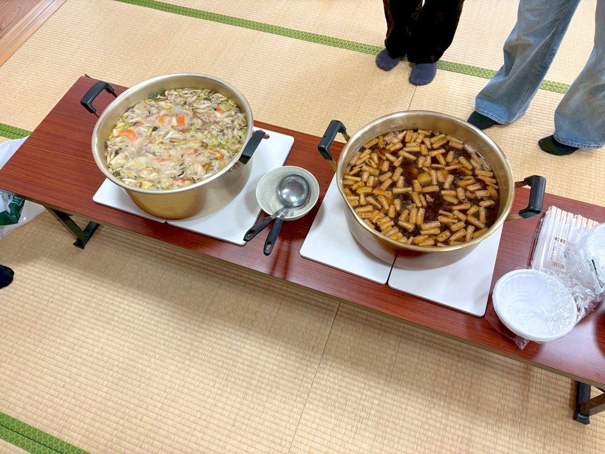 tfu_shafuku's tweet photo. 国際交流サークルCOCOSA主催の芋煮会で、中国・韓国からの交換留学生が日本人学生と芋煮会体験!料理やゲームで交流を深めました🍠🇯🇵 (太田聡一)
#国際交流 #東北福祉大学 #留学生
#社会福祉学科 https://t.co/mCEJOubeAZ