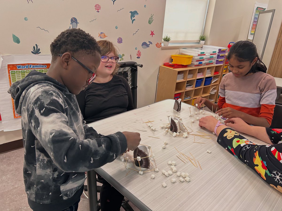 Longfellow Elementary School tweet media