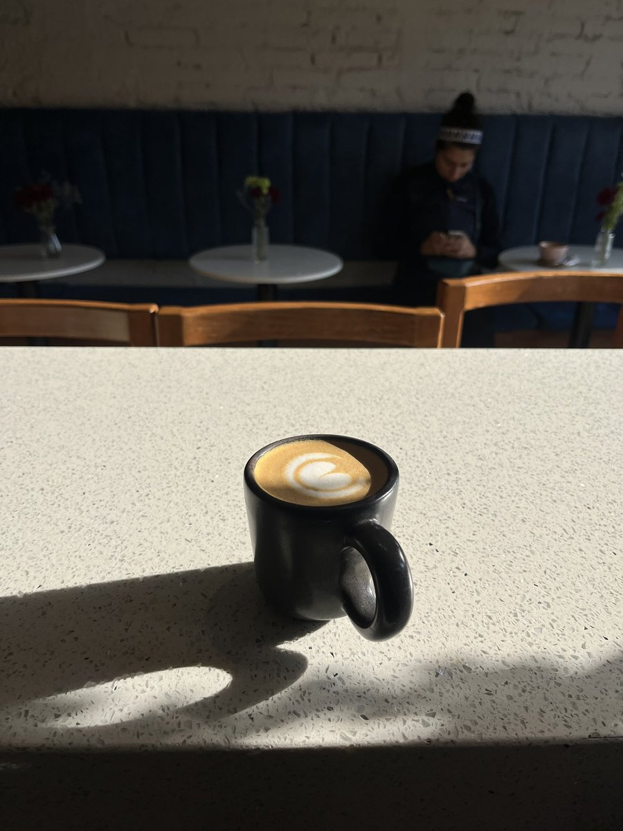 happyrxdxs's tweet photo. En el pera café últimos capítulos 🥲 https://t.co/zyMvwMpubI