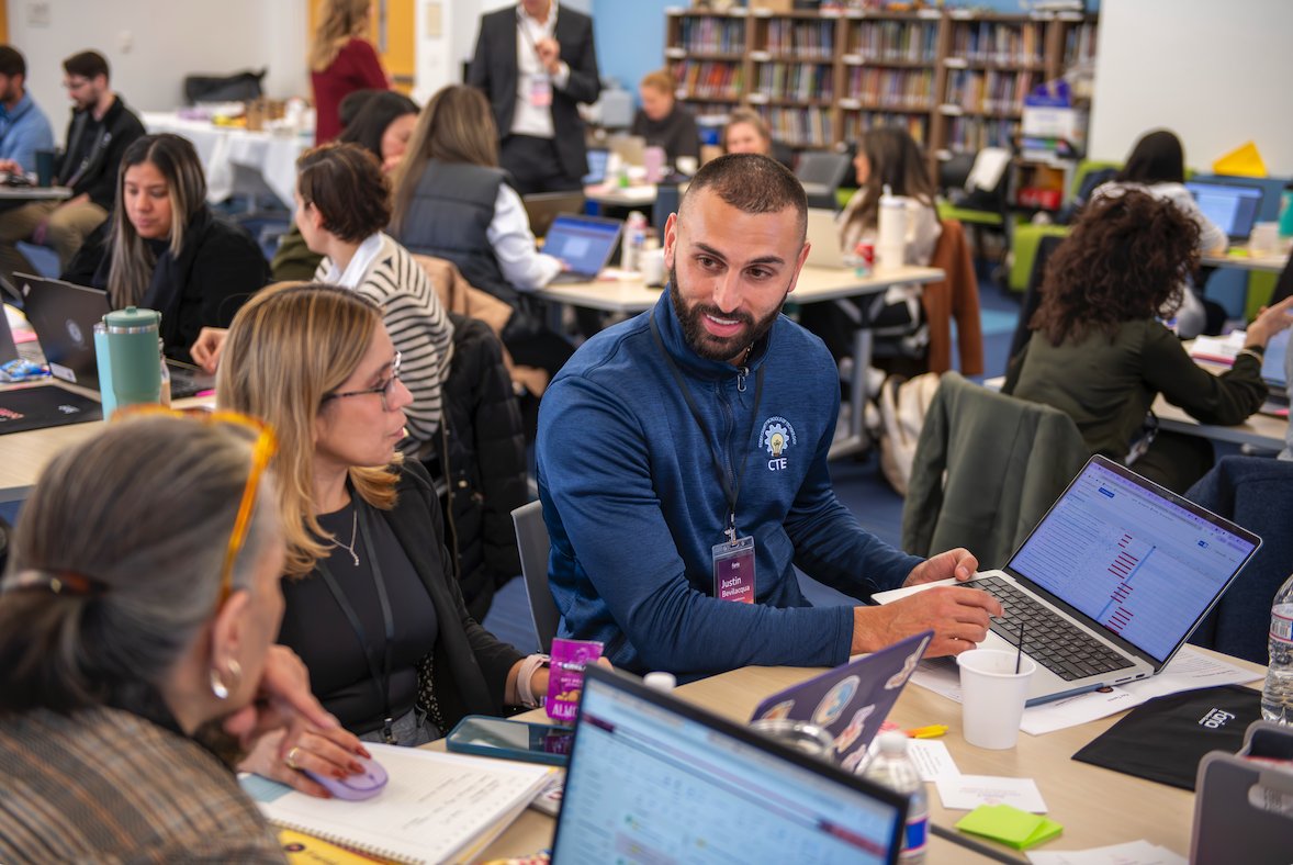 planonatlas's tweet photo. Thank you to all who attended the 2025 Curriculum Review Institute in New Jersey! 73 instructional leaders from 24 different schools shared two days of deep thinking, strategic review, and inspiring collaboration. 

👉 View the full photo gallery https://t.co/YlGVLuZmDi https://t.co/KjW1doAzu5
