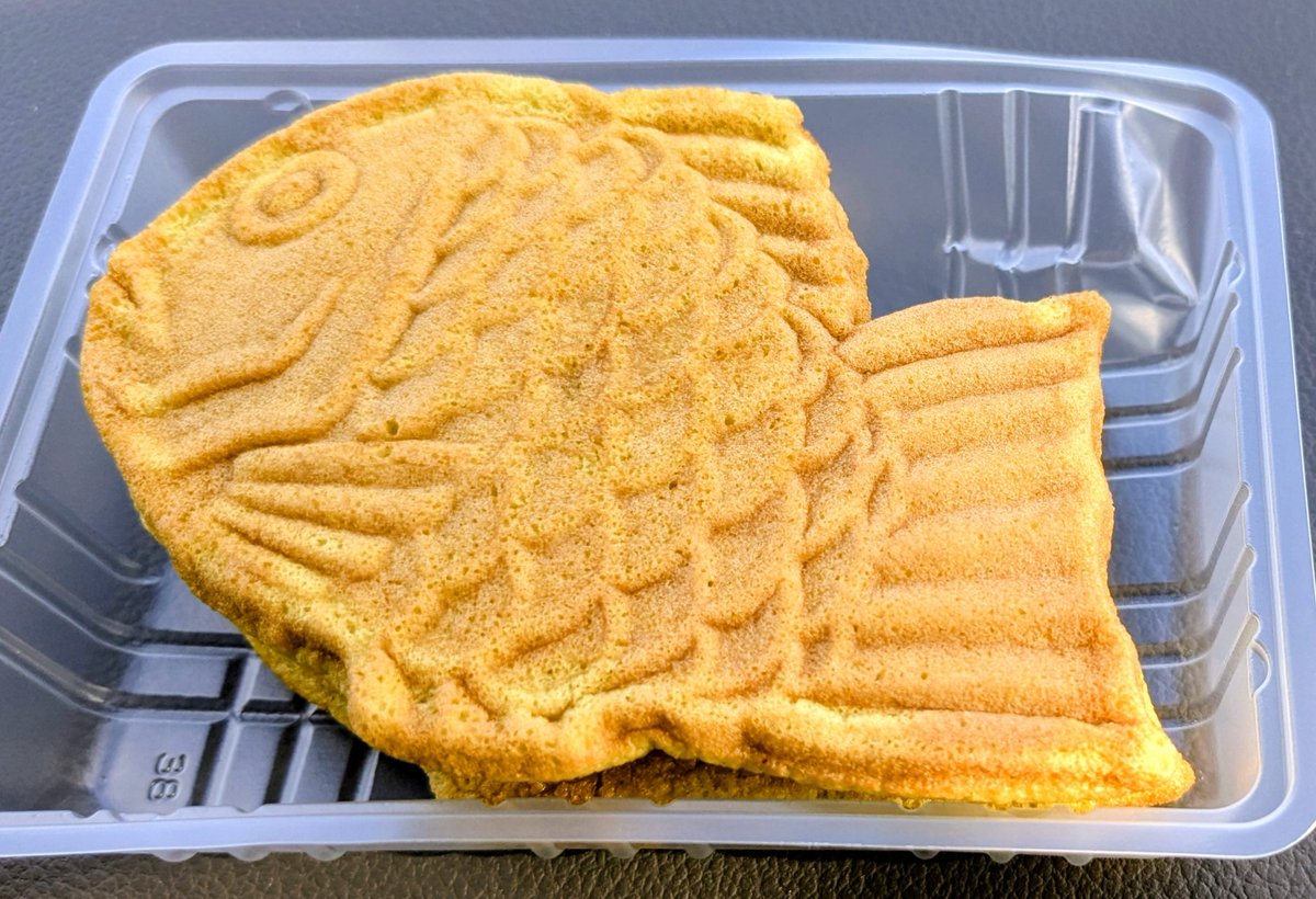 これを手にとった時点で福あり🎣✨
食べてさらに満福さん💞

皆さまにも福あれ!!🥰✨

#セブンイレブン
#茶たい焼き　
#抹茶あずき
#恵比寿様
#福神