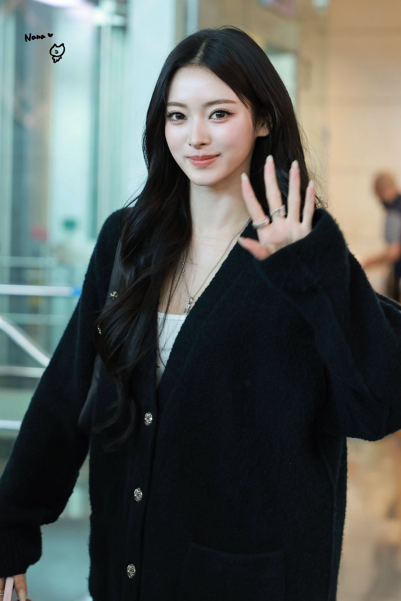 Nana tweet media