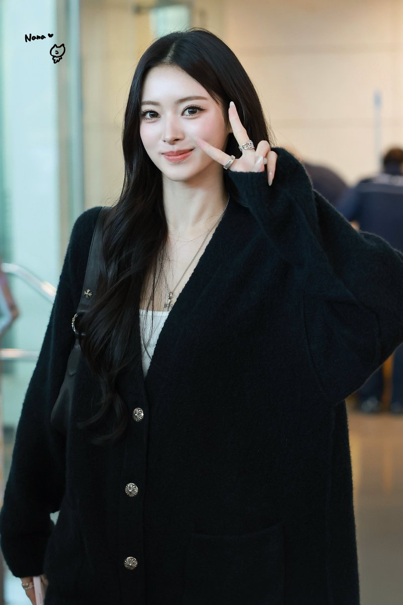 Nana tweet media