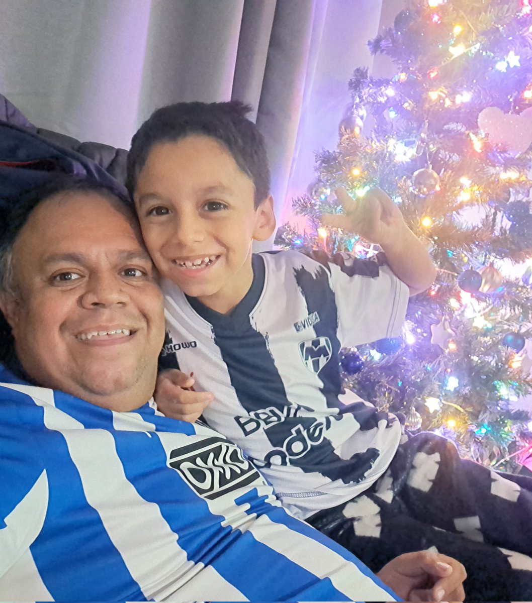 sergioovazquez's tweet photo. #cabritovschorizo https://t.co/aFEbSiejoM