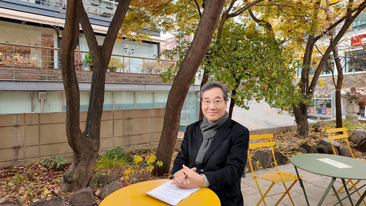 한미동맹 72년. 
많은 난관이 있었고, 위기도 몇 차례 겪었습니다. 위기는 시대적 배경, 또는 대통령 요인으로 생겼습니다. 그러나 지금은 그 두 가지 요인이 함께 작용하고 있습니다. 그만큼 이번 위기는 과거보다 더 복잡하고, 더 어렵습니다. 특히 위험한 현상이 눈앞에 전개되고 있습니다.  한국이