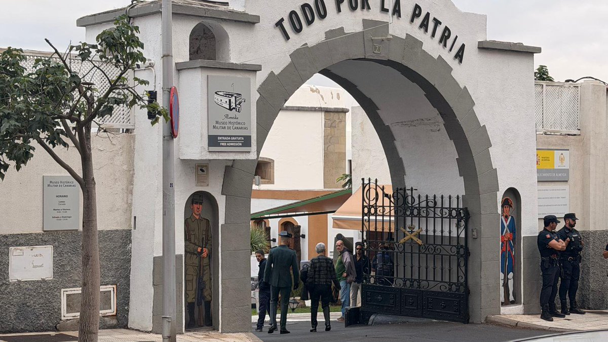 🔴 URGENTE | AUGC COMUNICA | LA SOLEDAD DEL BANQUILLO

​Llegó el momento. Nuestro compañero cruza el umbral del Tribunal Militar.

​👥 No entra solo. El aliento de AUGC está con él en la puerta, aunque dentro se enfrente al anacronismo de un Código Penal que pide 6 MESES DE