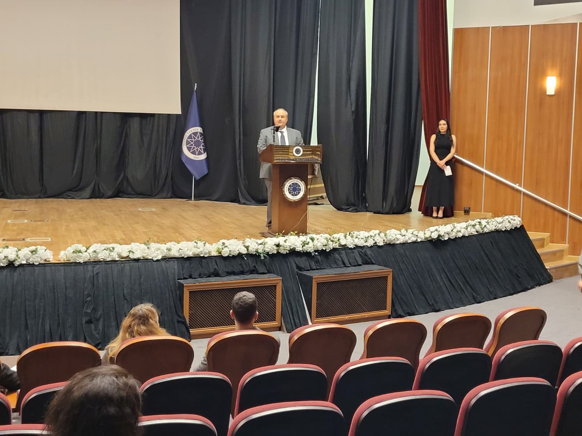 YTÜ Sosyal Bilimler Enstitüsü tweet media