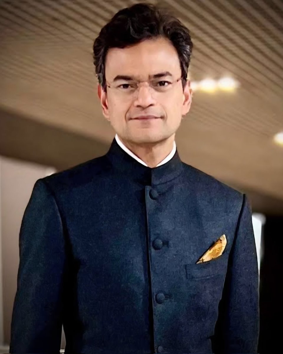 khushsundar's tweet image. Sending tons of warm wishes to you as you celebrate your birthday today @ARanganathan72 ji. God bless you .