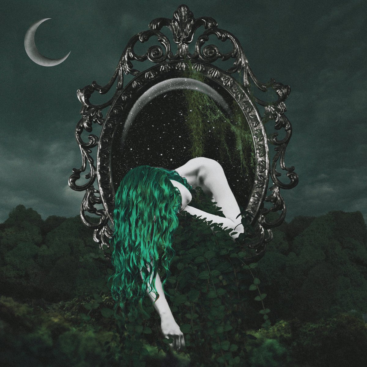 cozmonika_art's tweet image. I find comfort in the light melancholy of these days. Ideas for new works are slowly brewing. I’m craving silence, just observing the world and noticing its beauty in every tiny leaf, every brief glimpse of sunlight breaking through the heavy grey clouds.

GM