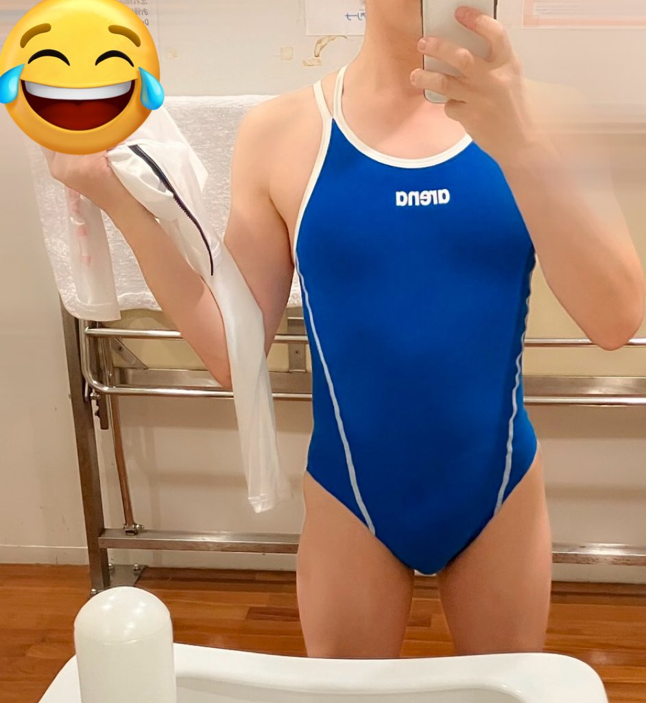 ariayura1130's tweet photo. 今日はおニューの水着2枚で、、

2枚目のアクアアドバンスは泳ぎやすく疲れにくくて、計2,500メートルを楽に泳げました

そりゃ皆さんが着てるわけだね、同じMサイズなのに着圧感がダンチ https://t.co/u5zmOSWfd4