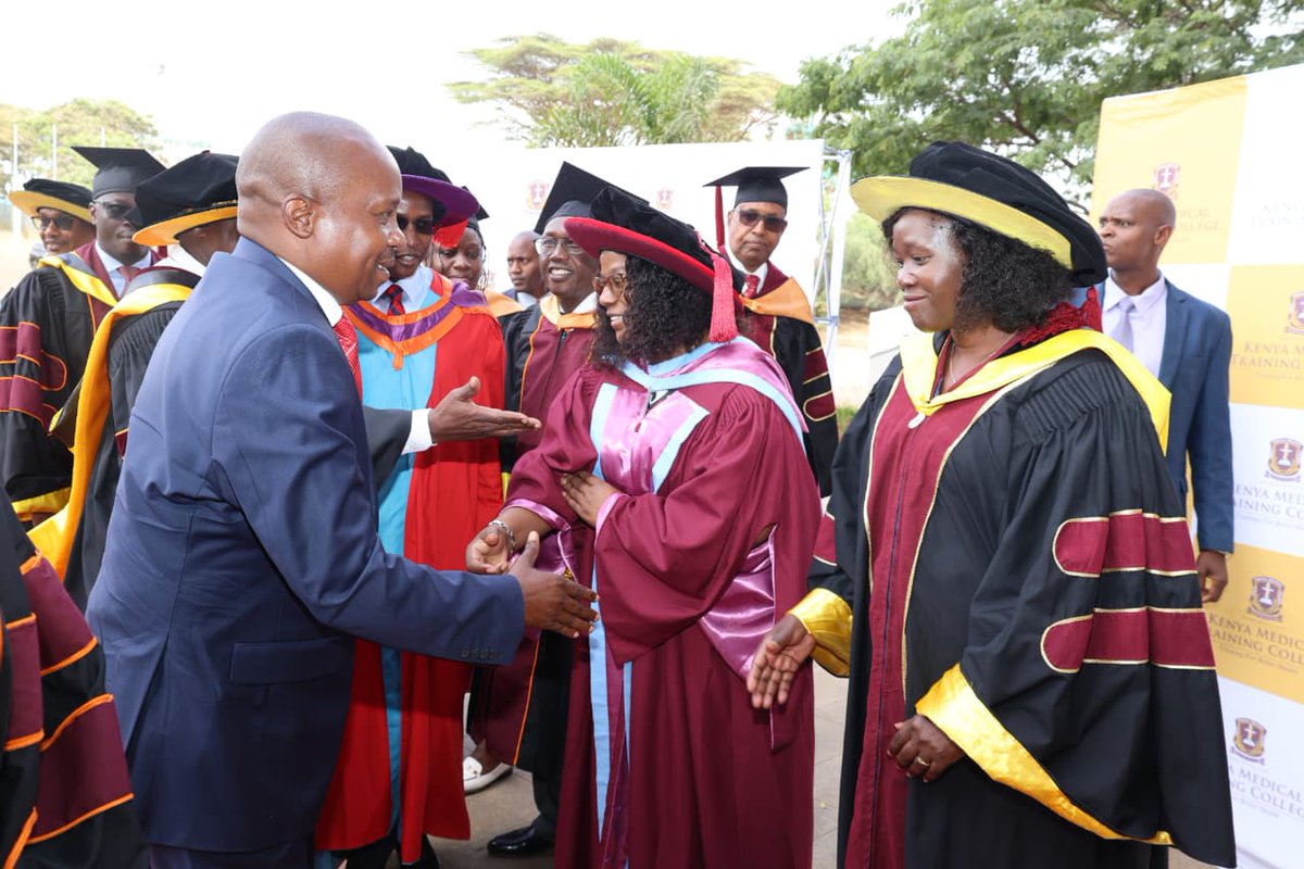 Kmtc_official's tweet photo. The KMTC 94th Graduation Ceremony Livestream is happening here https://t.co/KJa0EUto7d
#KMTCat100 #KMTCGraduation https://t.co/g0XJIxrJiJ