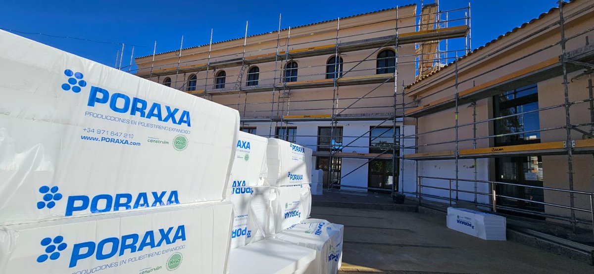 🏛️ El Centre Cultural de Ses Salines necesitaba eficiencia, no solo imagen. En Poraxa aplicamos un sistema SATE con EPS a medida, pensado para espacios públicos que exigen confort y rendimiento.

✅ Un proyecto más, cerrado con éxito.