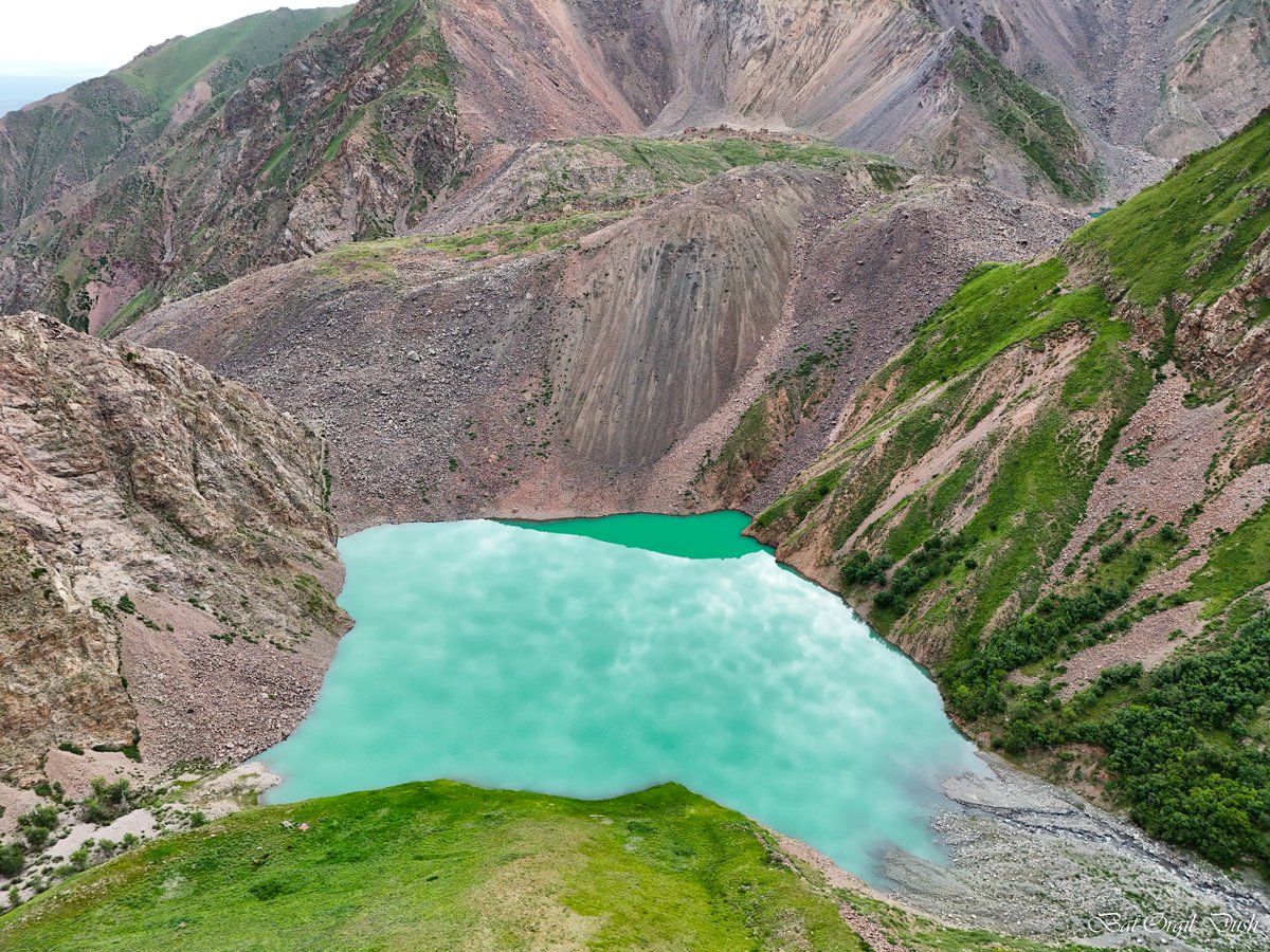 Номин нуур. Их богд уул. Баянхонгор Жинст.