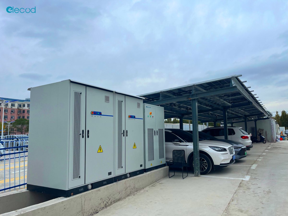 ElecodElectric's tweet image. In Shanghai, we launched a &quot;zero-grid&quot; green energy system:
✅ Off-grid PV + Storage Hybird Inverter, 250TS(DC300)/522kWh
✅ Fully green-powered, energy-independent
☀️ Runs only on sun &amp;amp; storage, powers equipment + fast EV charging.

#OffGrid #EnergyStorage #EVCharging