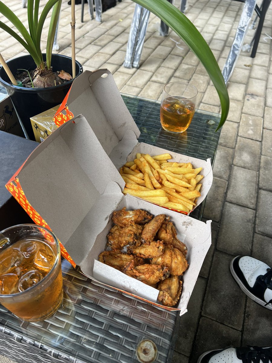 #SoulFood2TheWorld <a href="/ChickenLickenSA/">Chicken Licken®</a> 🔥