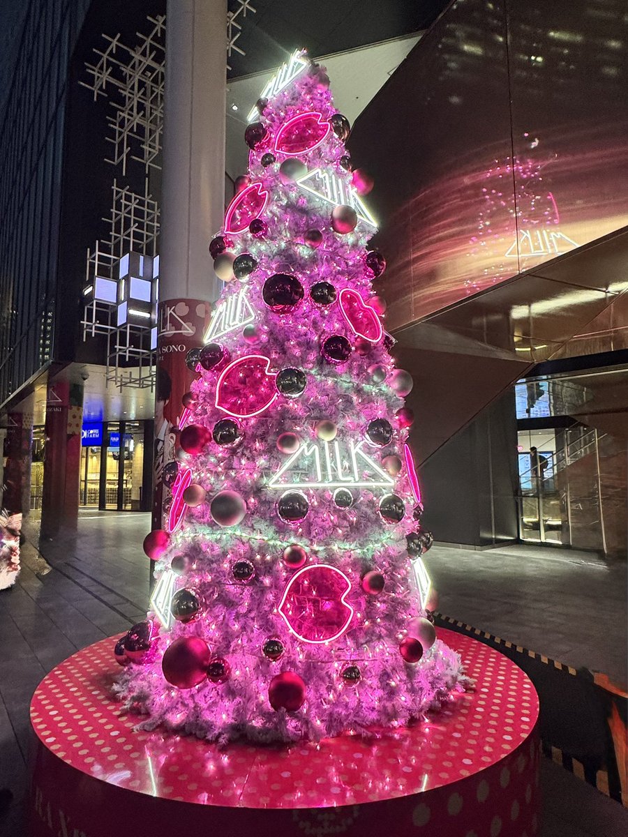 ピンクなクリスマスツリー🎄