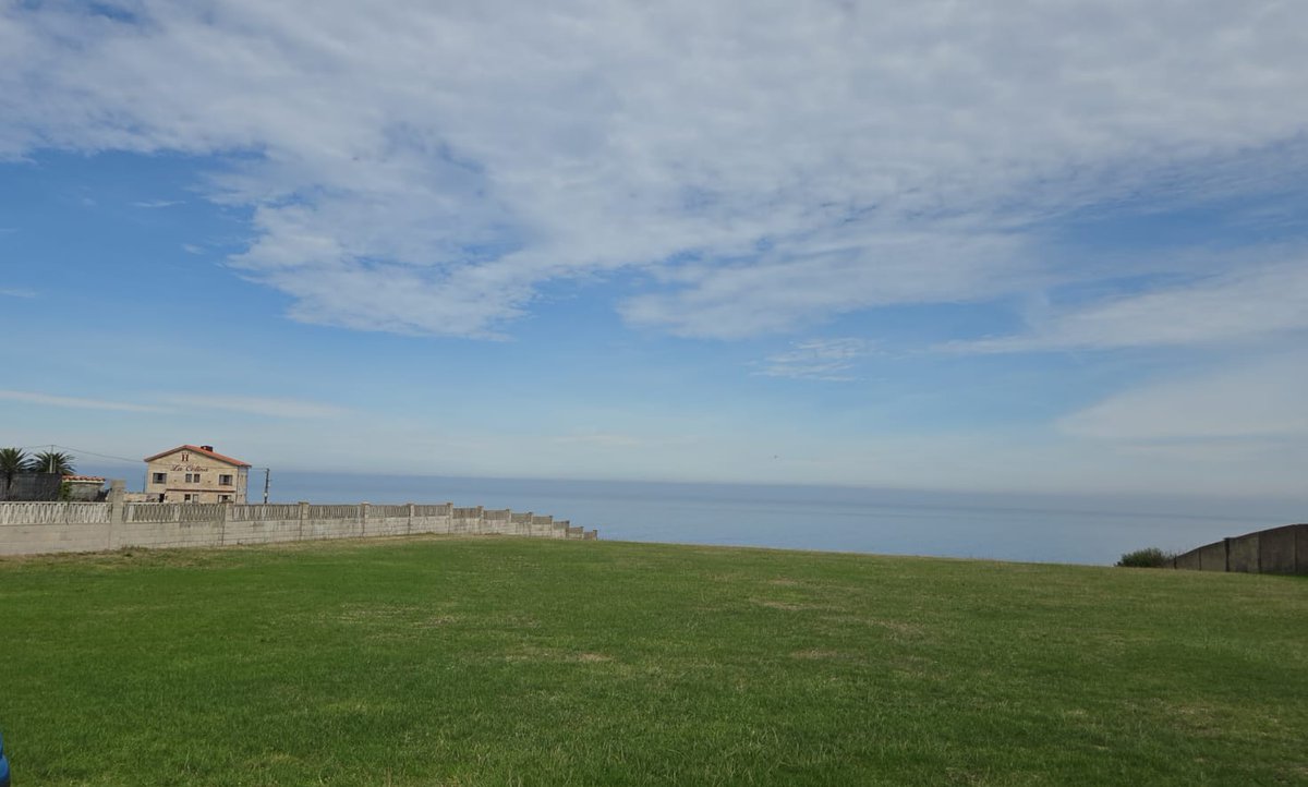 TarekSaidVzla's tweet image. ORACIÓN DE LA MAÑANA
(cf. Salmo 117)

Señor, al comenzar este nuevo día, te damos gracias porque eres el Sumo Bien, porque tu Misericordia es eterna
y porque tu Amor nunca se retira de nuestras vidas.

Hoy renovamos nuestra confianza en Ti:
Más vale refugiarnos siempre en tu…