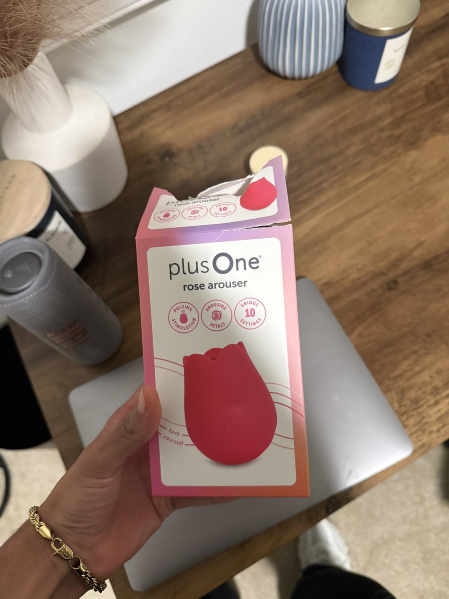 edgyadrian tweet media