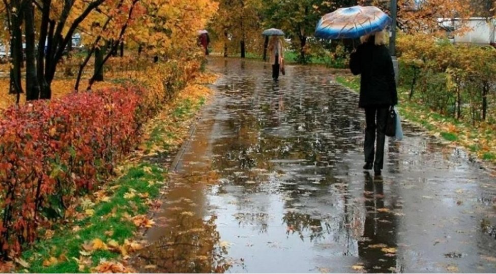 ikisahilnews's tweet photo. #PROQNOZ ‼️
🌧 Bakıda və #Abşeron yarımadasında dekabrın 5-də arabir #yağış yağacağı, bəzi yerlərdə #leysan xarakterli olacağı gözlənilir. Mülayim cənub-şərq küləyi əsəcək. Havanın temperaturu gecə 8-10, gündüz 11-14 dərəcə isti olacaq. https://t.co/YIvhacNAc7