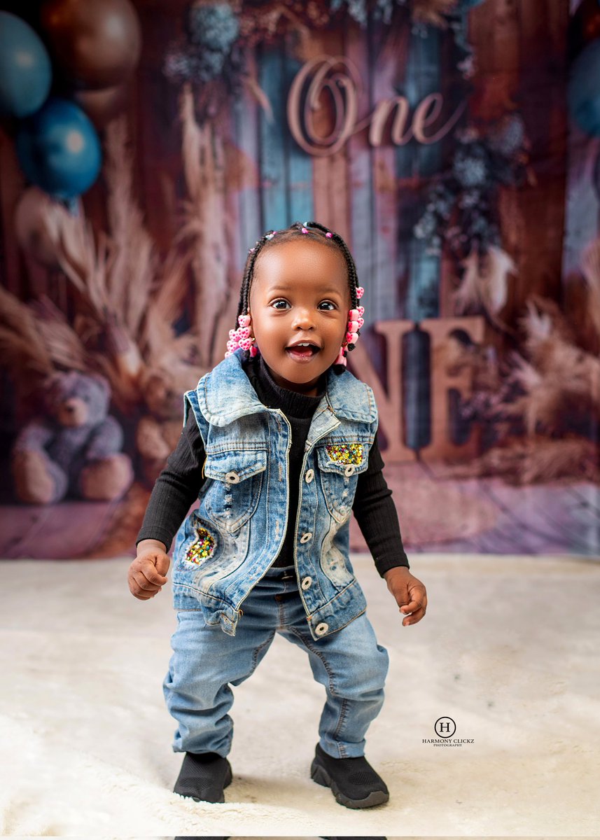 BulusMaina1's tweet image. Daddy's little angel ❤️❤️