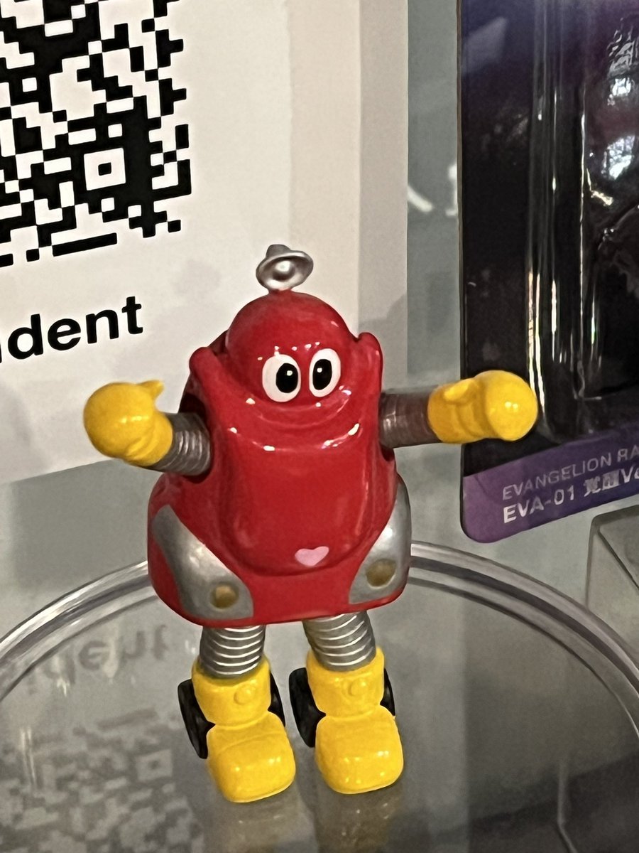 ミカカカフェ
12/4(木)
オープンしてます
外は激寒ですね
暖房がんばって稼働してます

燃えろー！！ロボコンっ！！！