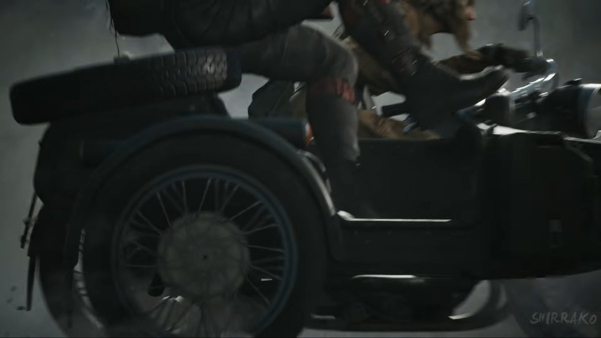 MetalGirlPod's tweet photo. Snake's hover-foot. Discussed in the next episode. What is he resting his foot on here? It wasn't corrected in Delta. I cannot explain this.

#snakeeater
#metalgearsolid #mgs3 https://t.co/MhFuE0sO8v