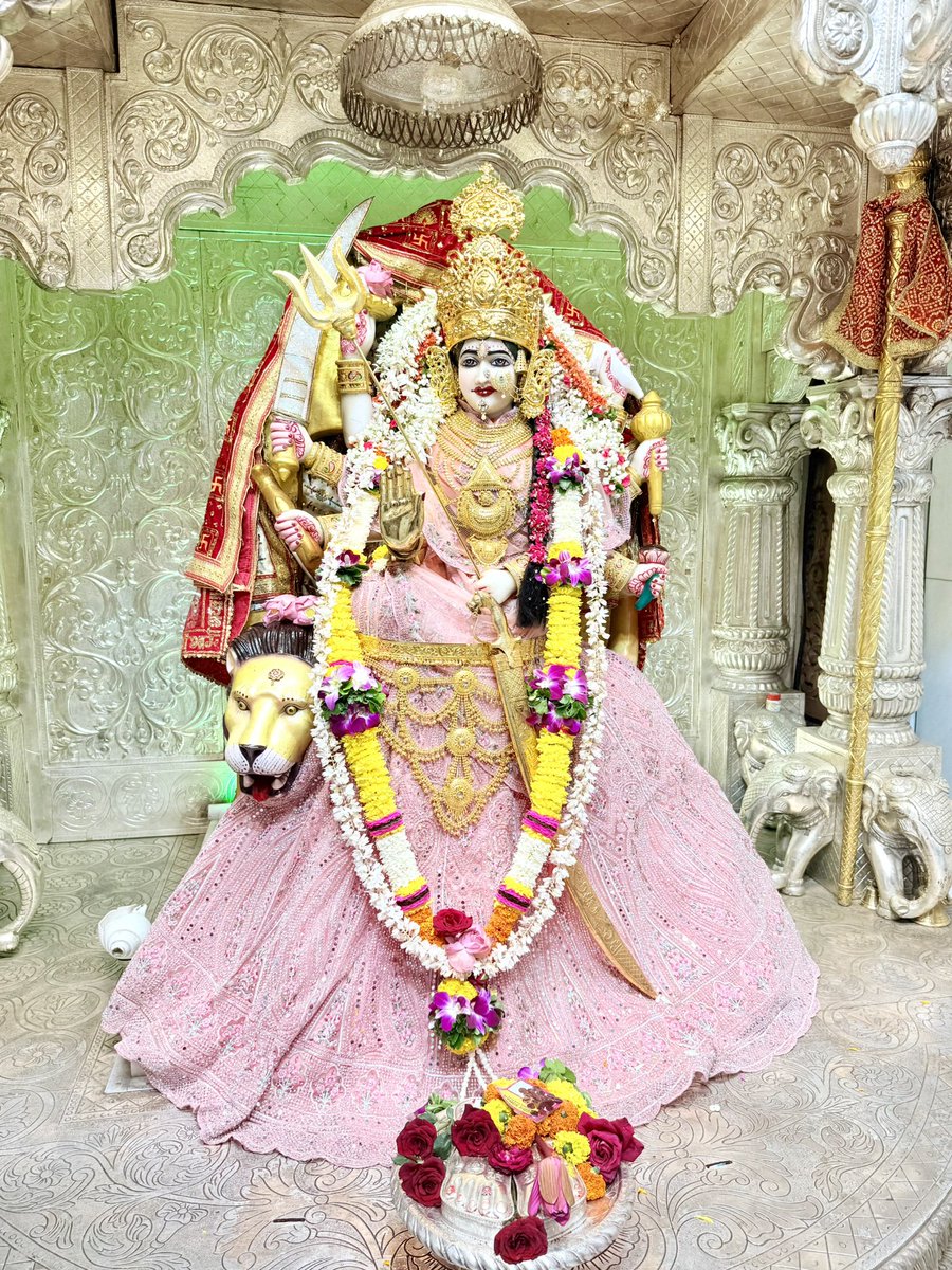 MotaAmbaji's tweet image. *Mota Ambaji, Borivali East*    
#motaambajiborivalieast #mumbai 
04/12/2025   

मार्गशीर्ष शुक्ला पक्ष १४/१५, पूर्णिमा 
विक्रम संवत् २०८२

whatsapp.com/channel/0029Va…