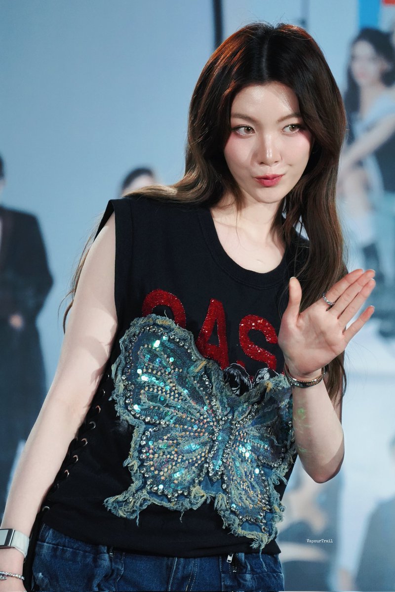 VapourTrail tweet media