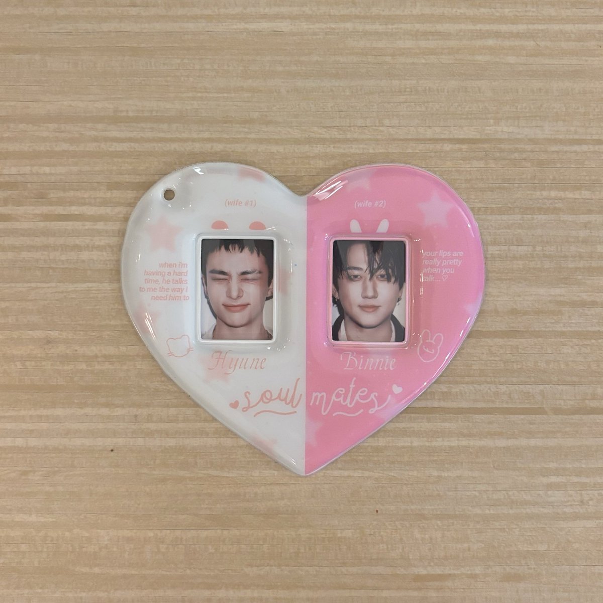 ockleibi's tweet photo. these id photos were made for this holder https://t.co/4YIyUUBuwZ