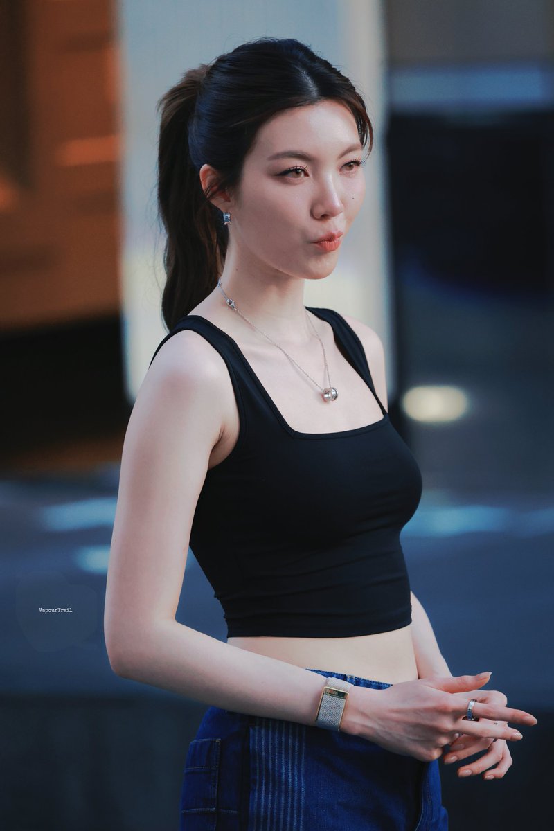 VapourTrail tweet media