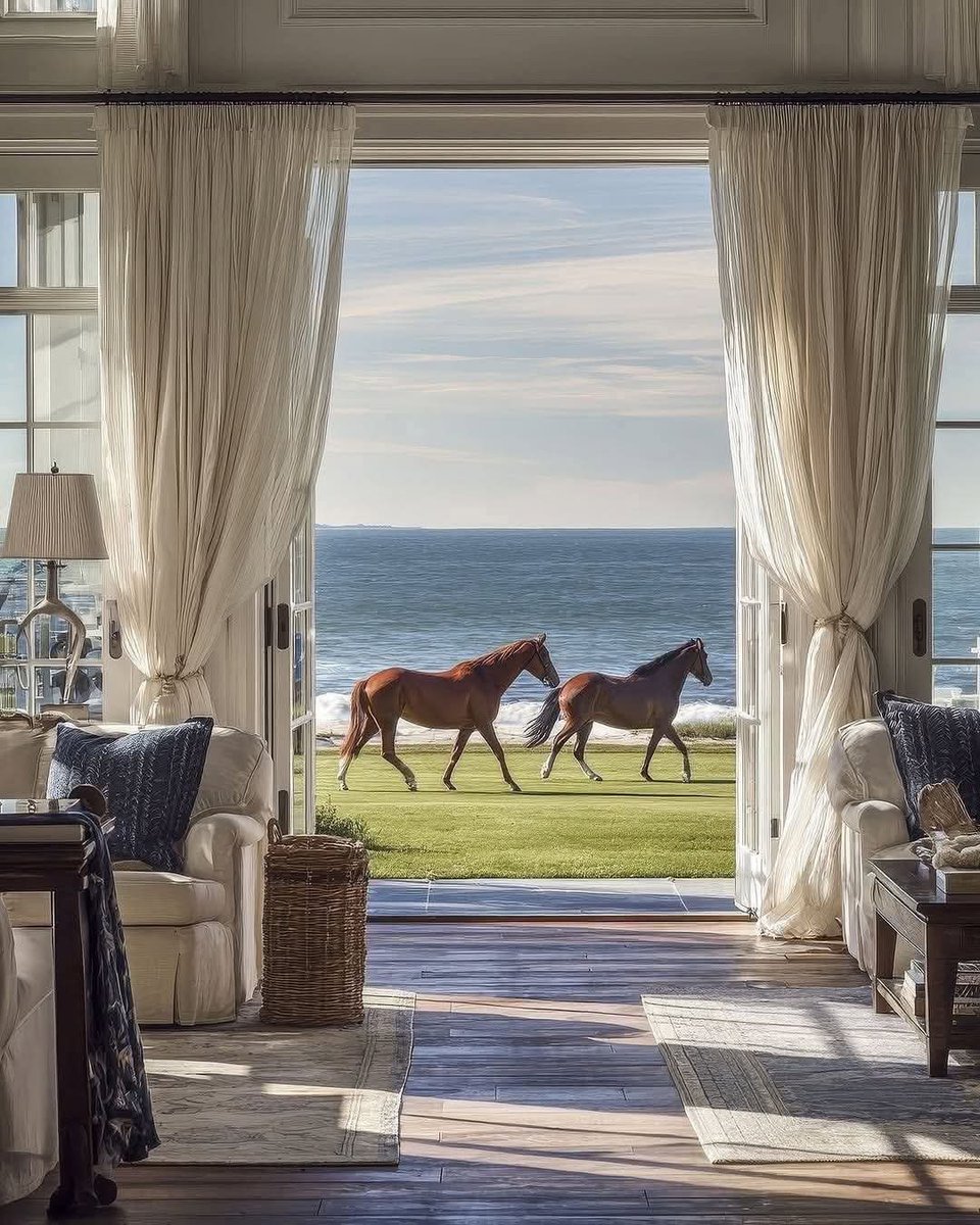 koşarak kendinizi harâb etmeyin, yazgınız sizi usul usul yürürken de bulur.

#Günaydın #goodmorning