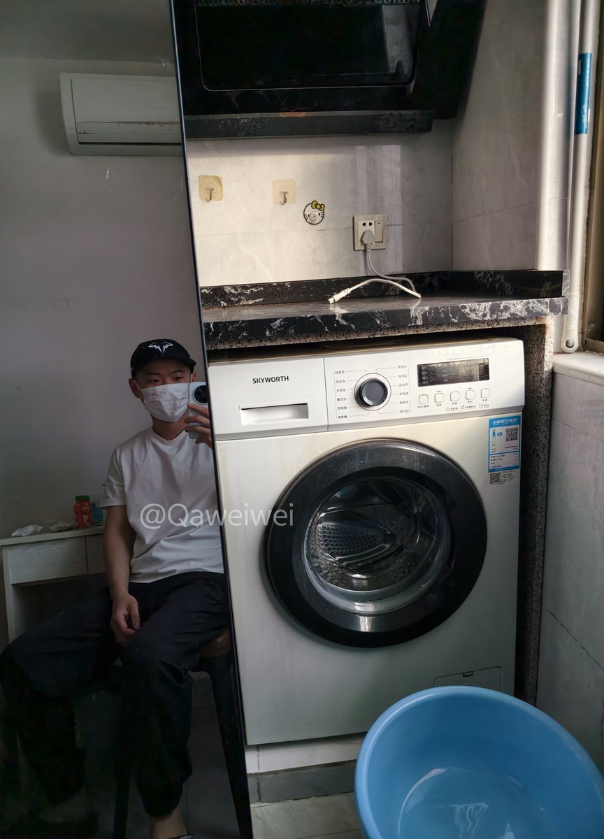 保安校服撸 tweet media