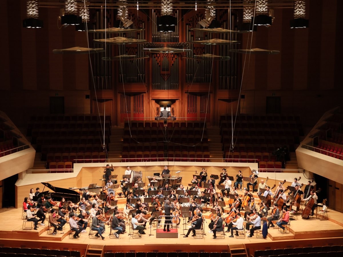 #N響 12月定期公演Bプログラム
12月4日(木)・5日(金)
サントリーホール

#nhkso #FabioLuisi #DaiFujikura #TomBorrow

本日・明日開催の12月定期Bプログラム、会場でのゲネプロが終了しました🎶