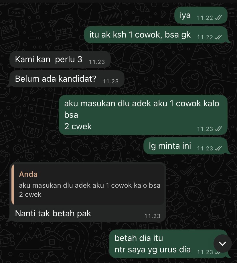 emang harus abangnya yg turun tangan buat masukin adeknya kerja
kalo ga gitu ga kerja2 nanti