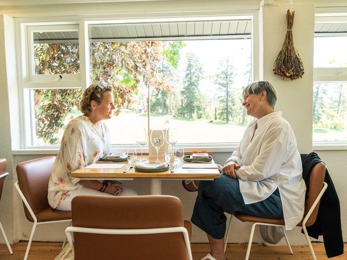 Pull up a seat at Australia's top restaurants with Vancouver chef Andrea Carlson o.canada.com/travel/top-res…