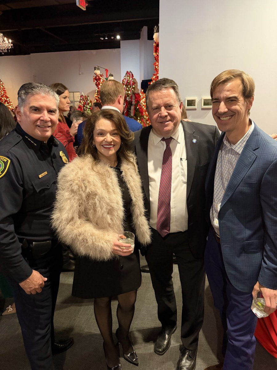 Justice Maritza M. Antu tweet media