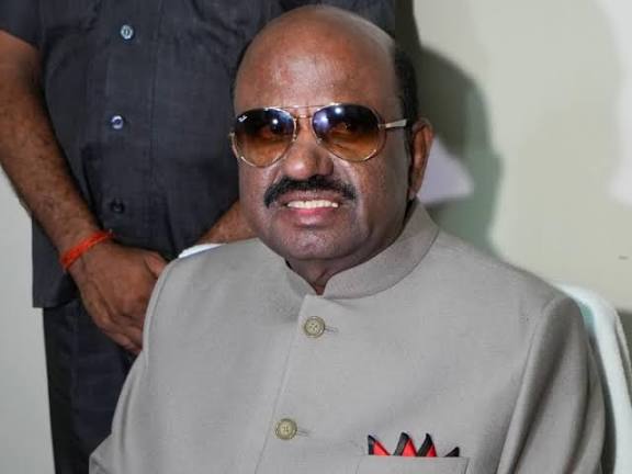 Big Breaking 🚨

पश्चिम बंगाल के राज्यपाल ने मुर्शिदाबाद के बाबरी मस्जिद की इजाजत नहीं दी 🔥

राज्यपाल ने कहा बाबरी बनी तो बहुत बड़ा एक्शन होगा, की सदियों याद किया जायेगा 😎