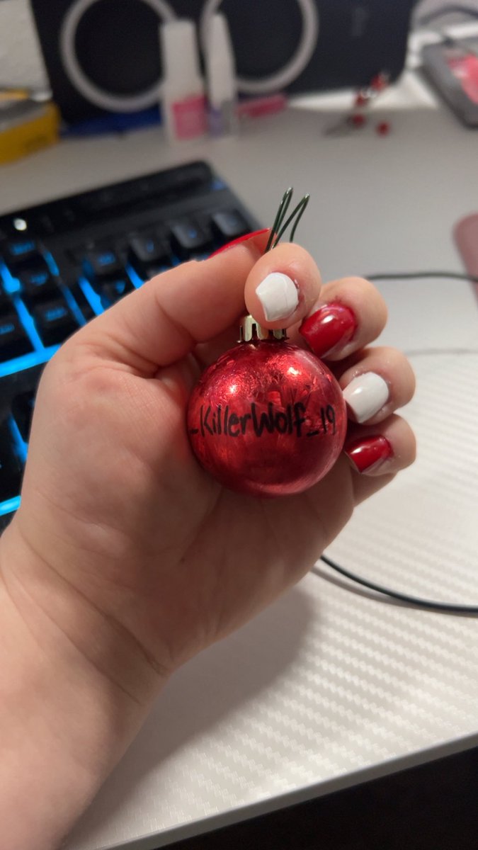 xMicroQueenx's tweet photo. Two more subs! These go to Gubie and The_KillerWolf_19 😁 Thank you so much for your support 🙏🏻🥰

#streamer #twitch #twitchaffilate #submonth https://t.co/boxnvLMpFO