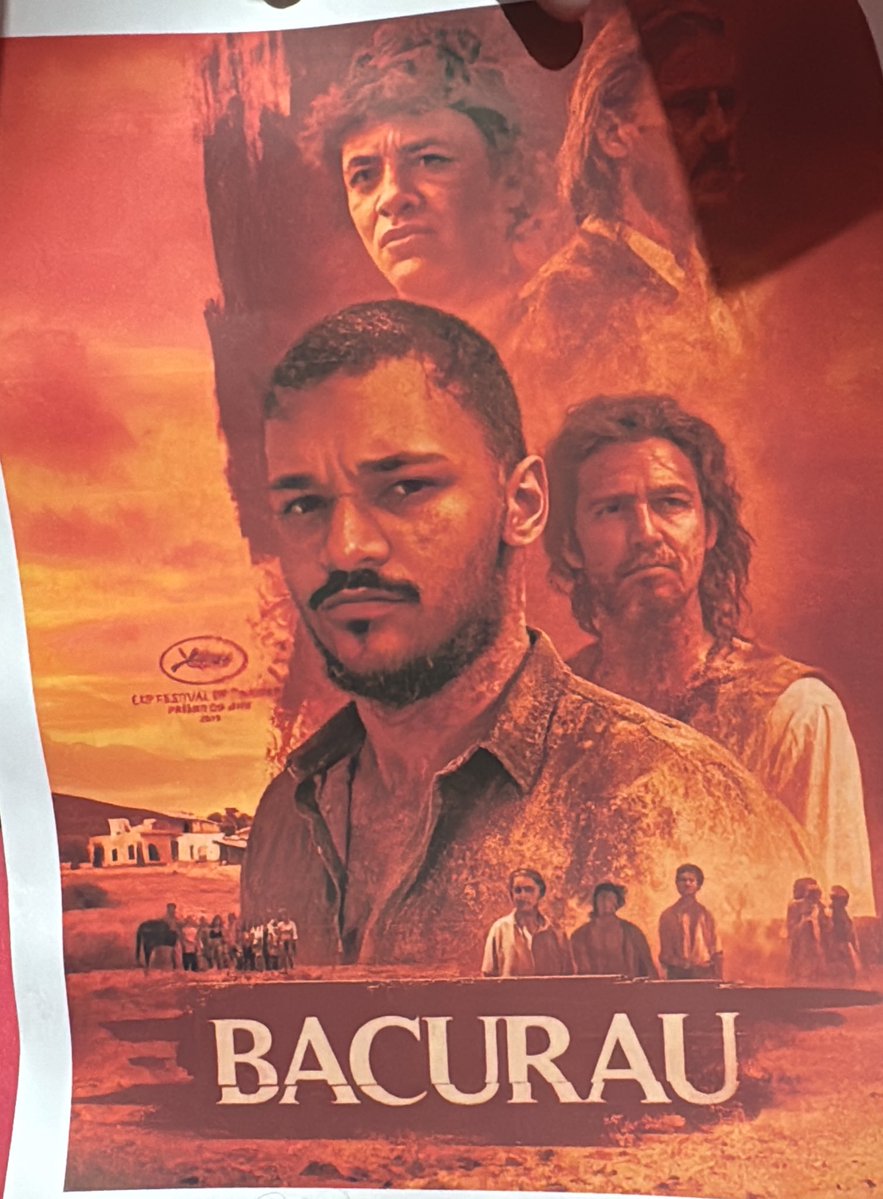 PoderosoJeffin's tweet image. BACURAU 2 CONFIRMADO! 🎬😱

O filme será protagonizado pelo Poderoso Jeffinho, e dirigido pelo @kmendoncafilho 

Ansiosos?

#CCXP25