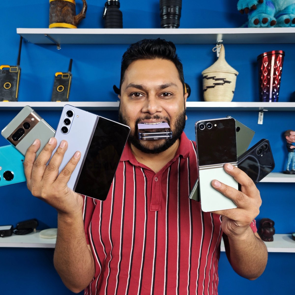 techbharat's tweet image. Phones ate today