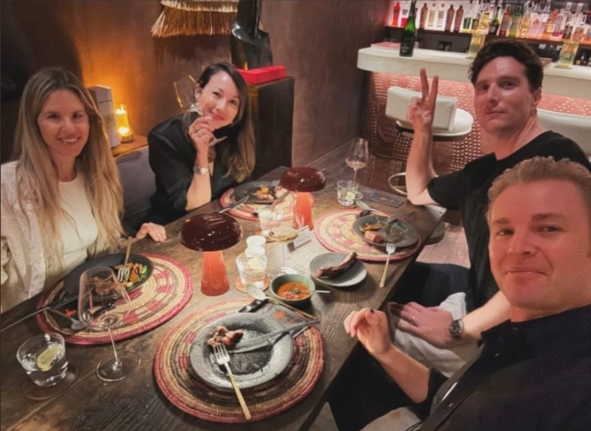 i come with princess sightings! also nico rosberg get your ass to abu dhabi im begging you