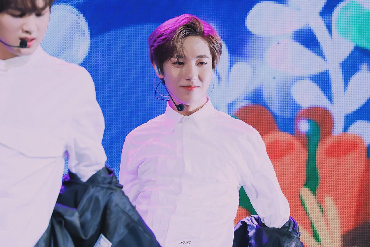 181204 Dream Show Day 4 #런쥔 #renjun #ロンジュン #仁俊 #NCT #NCTDREAM 181204 Dream Show Day 4 #런쥔 #renjun #ロンジュン #仁俊 #NCT #NCTDREAM