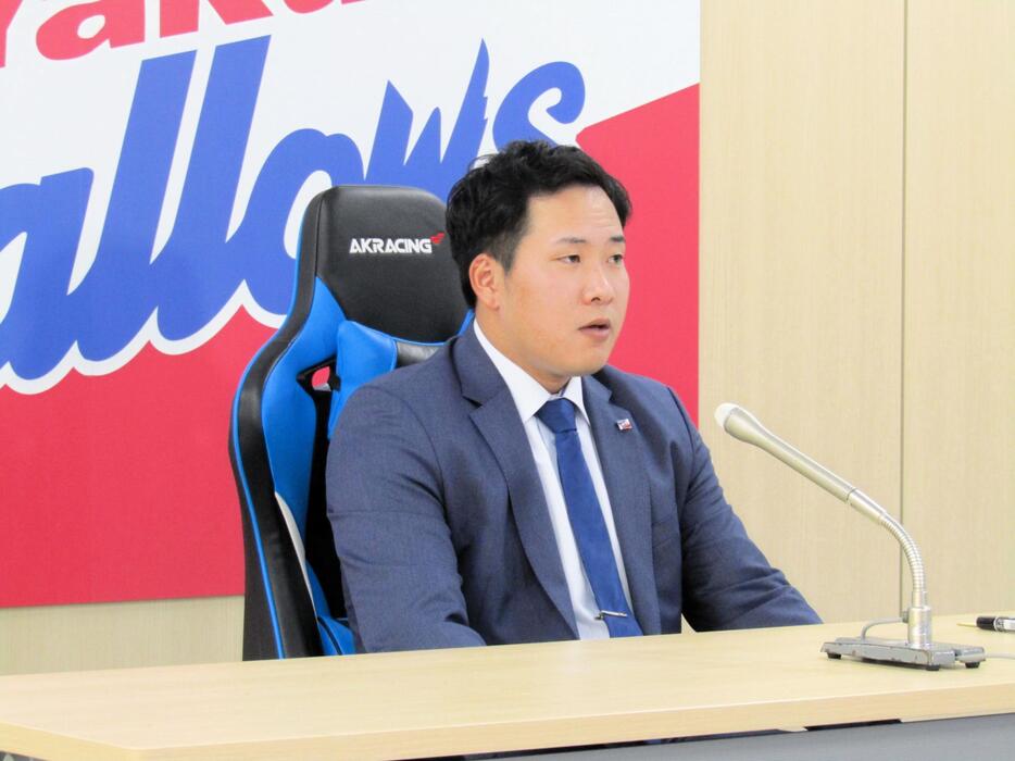 ヤクルト 新人王の庄司が3000万増でサイン「高い評価をいただき納得